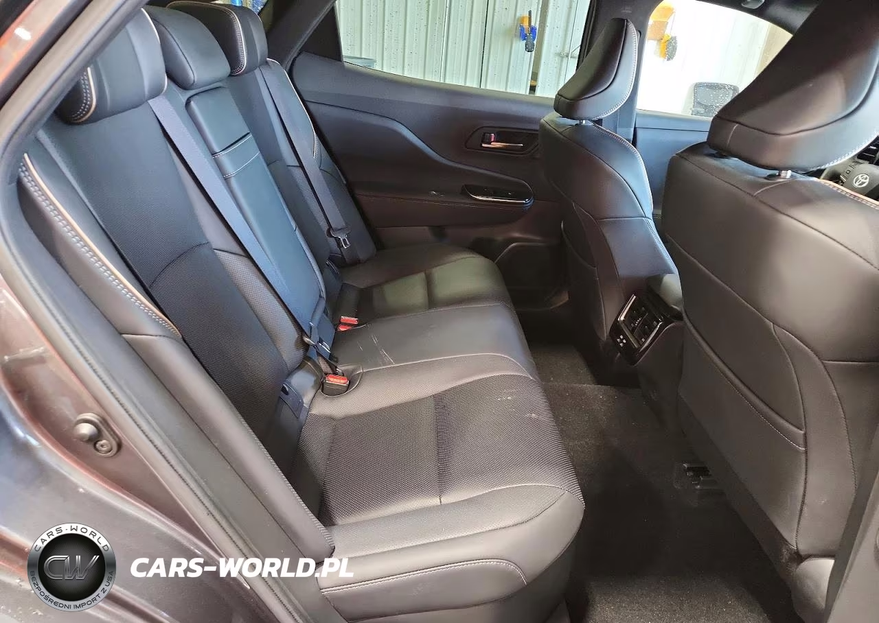 2024 Toyota Crown Limited VIN:JTDAAAAF8R3026223 - 10