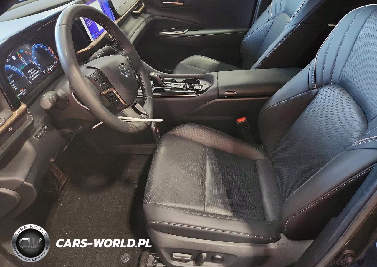 2024 Toyota Crown Limited VIN:JTDAAAAF8R3026223 - 7