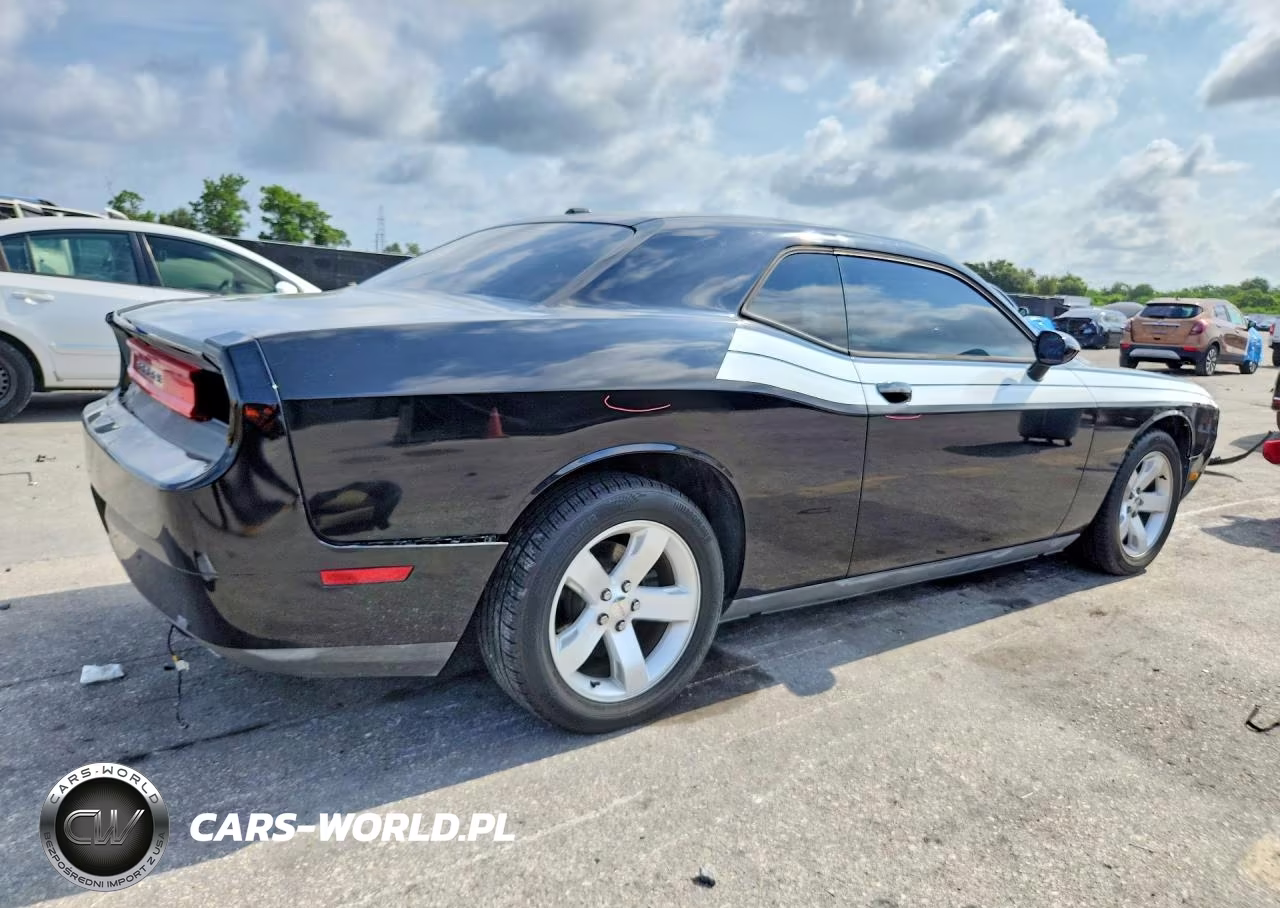 2011 Dodge Challenger VIN:2B3CJ4DG4BH612355 - 3