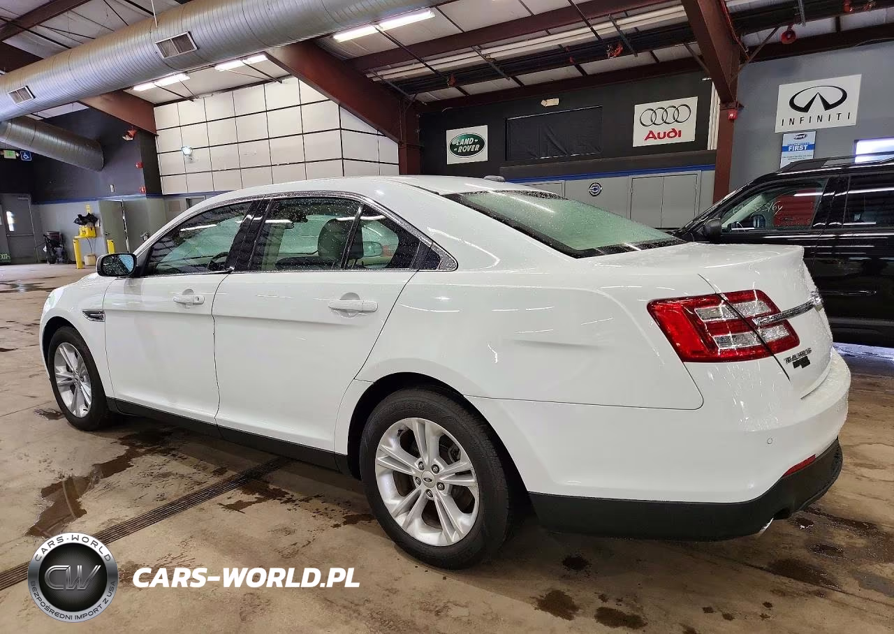 2015 Ford Taurus Sel VIN:1FAHP2H83FG129067 - 2