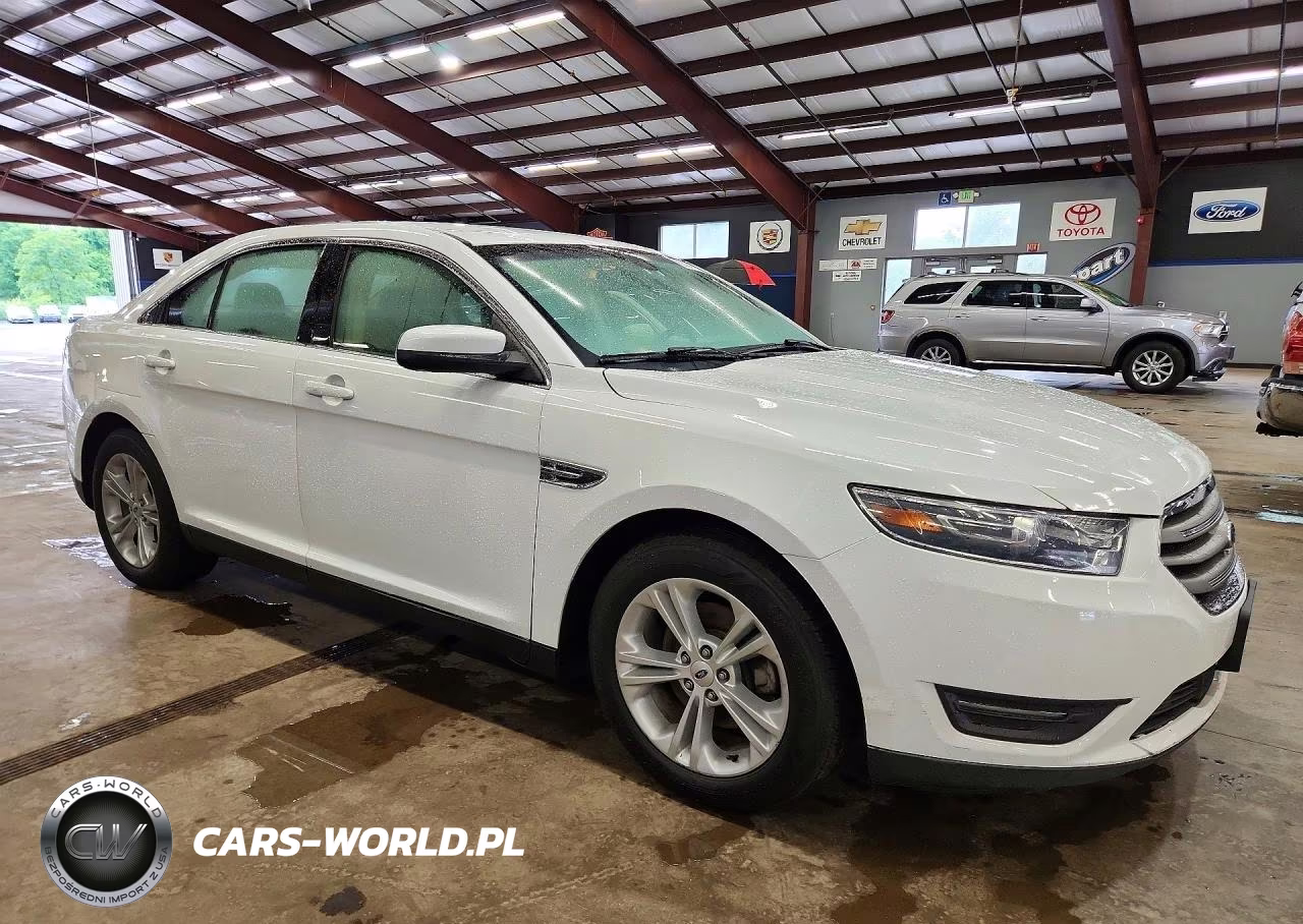 2015 Ford Taurus Sel VIN:1FAHP2H83FG129067 - 4