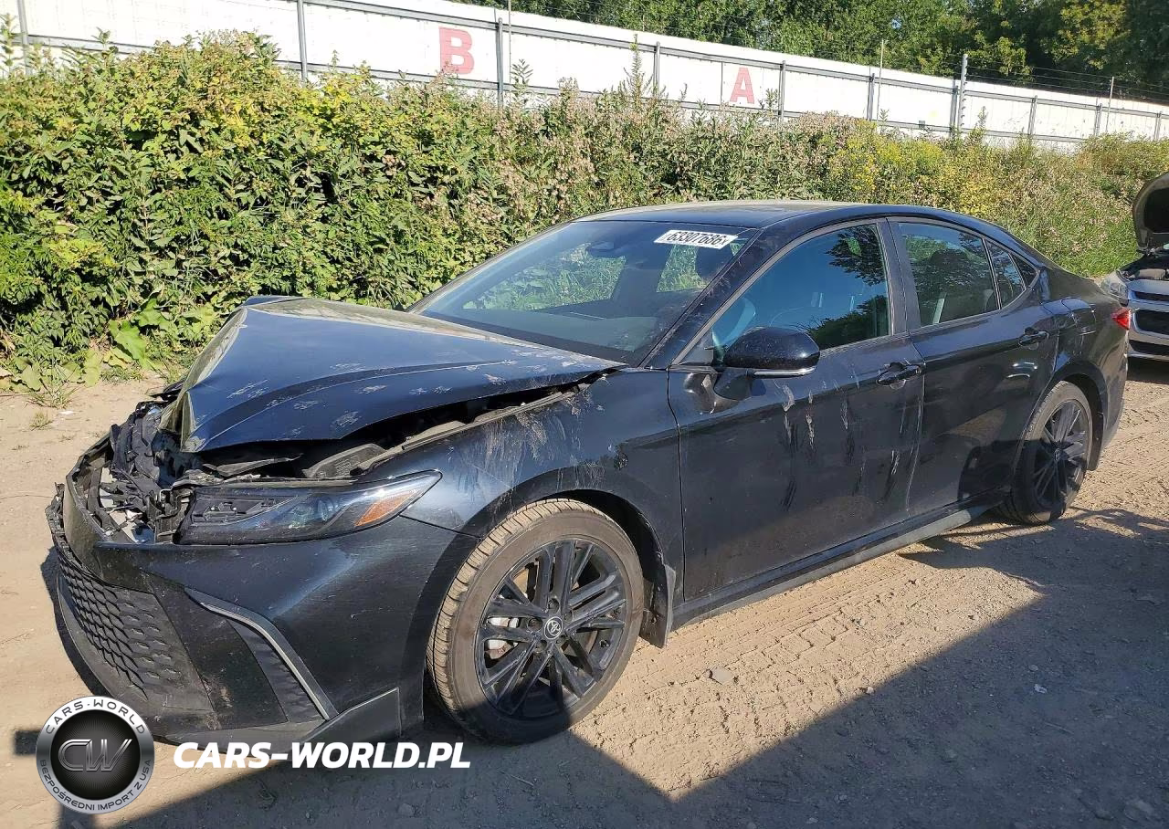 2025 Toyota Camry Se – zdjęcie 1 z 12