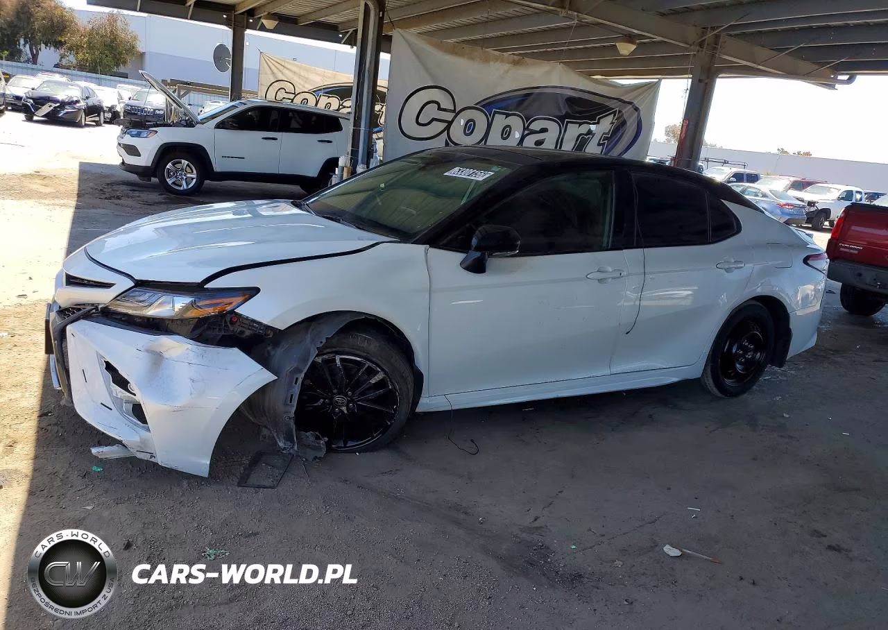 2023 Toyota Camry Xse – zdjęcie 1 z 13