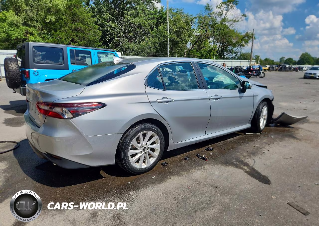 2022 Toyota Camry Le VIN:4T1R11AK8NU059609 - 3