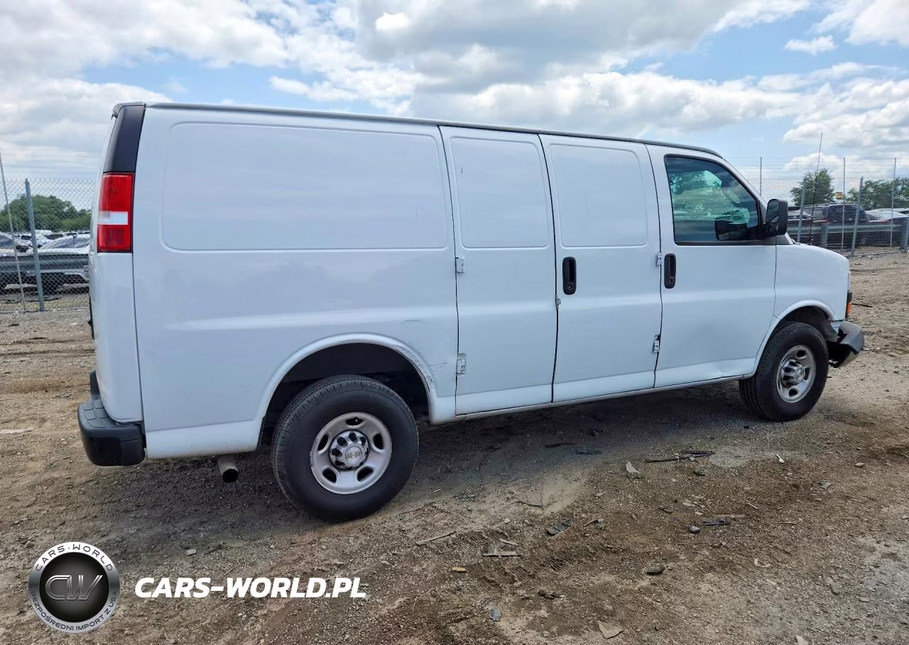 2021 Chevrolet Express G2500 VIN:1GCWGAFP7M1251985 - 3