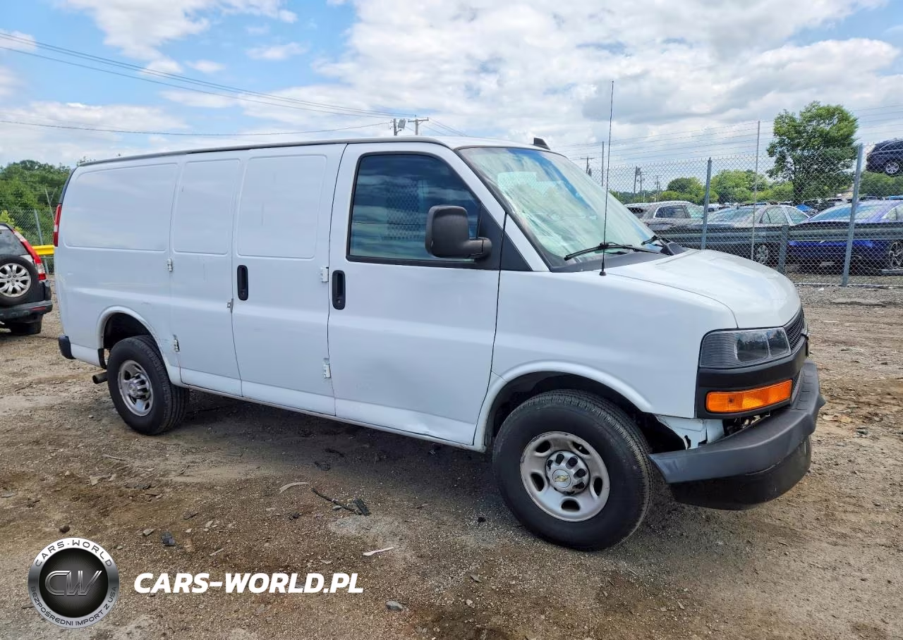 2021 Chevrolet Express G2500 VIN:1GCWGAFP7M1251985 - 4