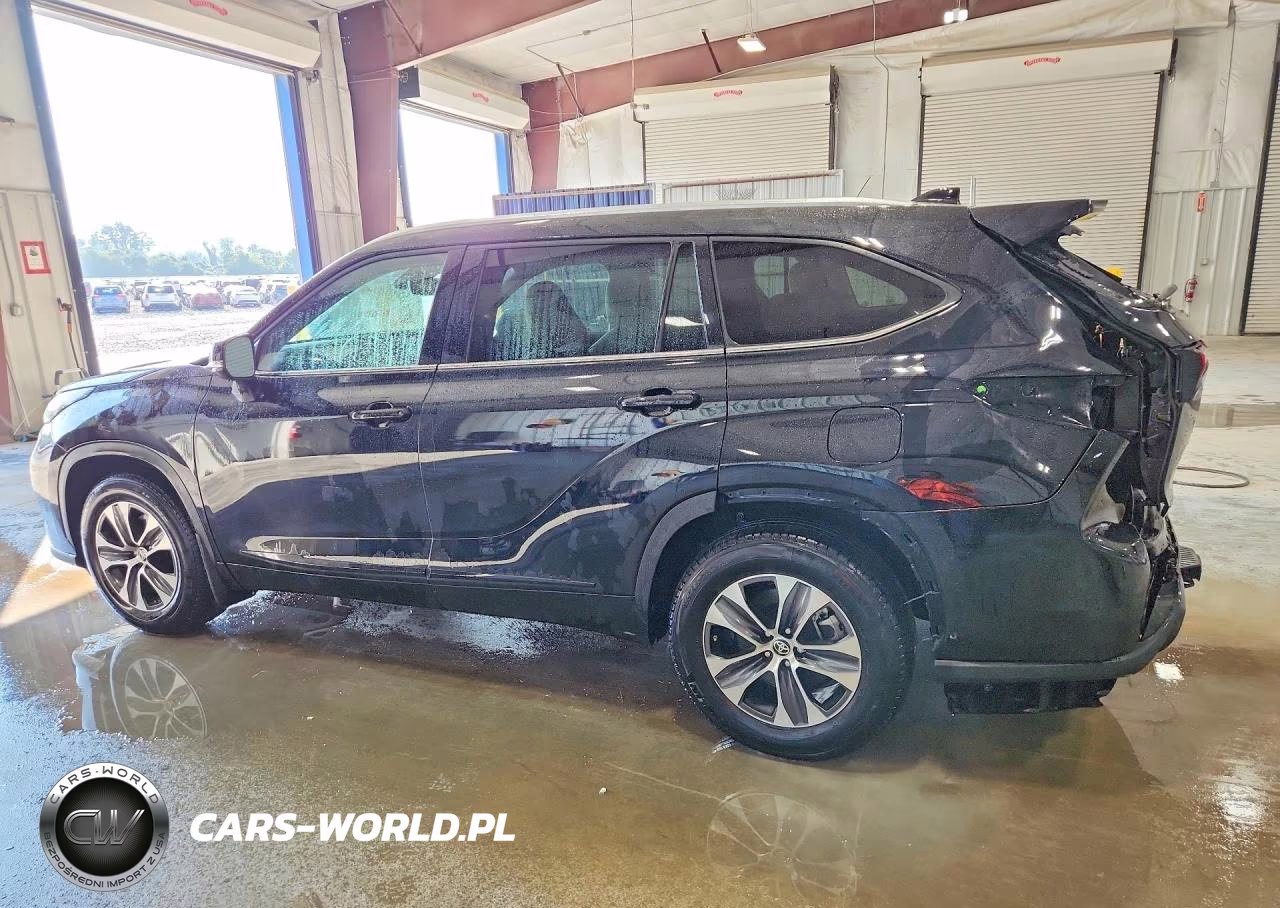 2021 Toyota Highlander Xle VIN:5TDHZRBH1MS091203 - 2