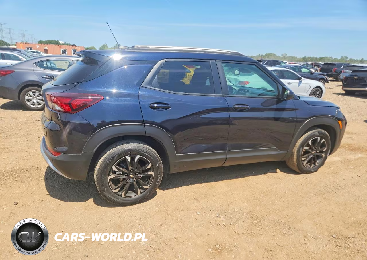 2021 Chevrolet Trailblazer Lt VIN:KL79MPSL2MB140599 - 3