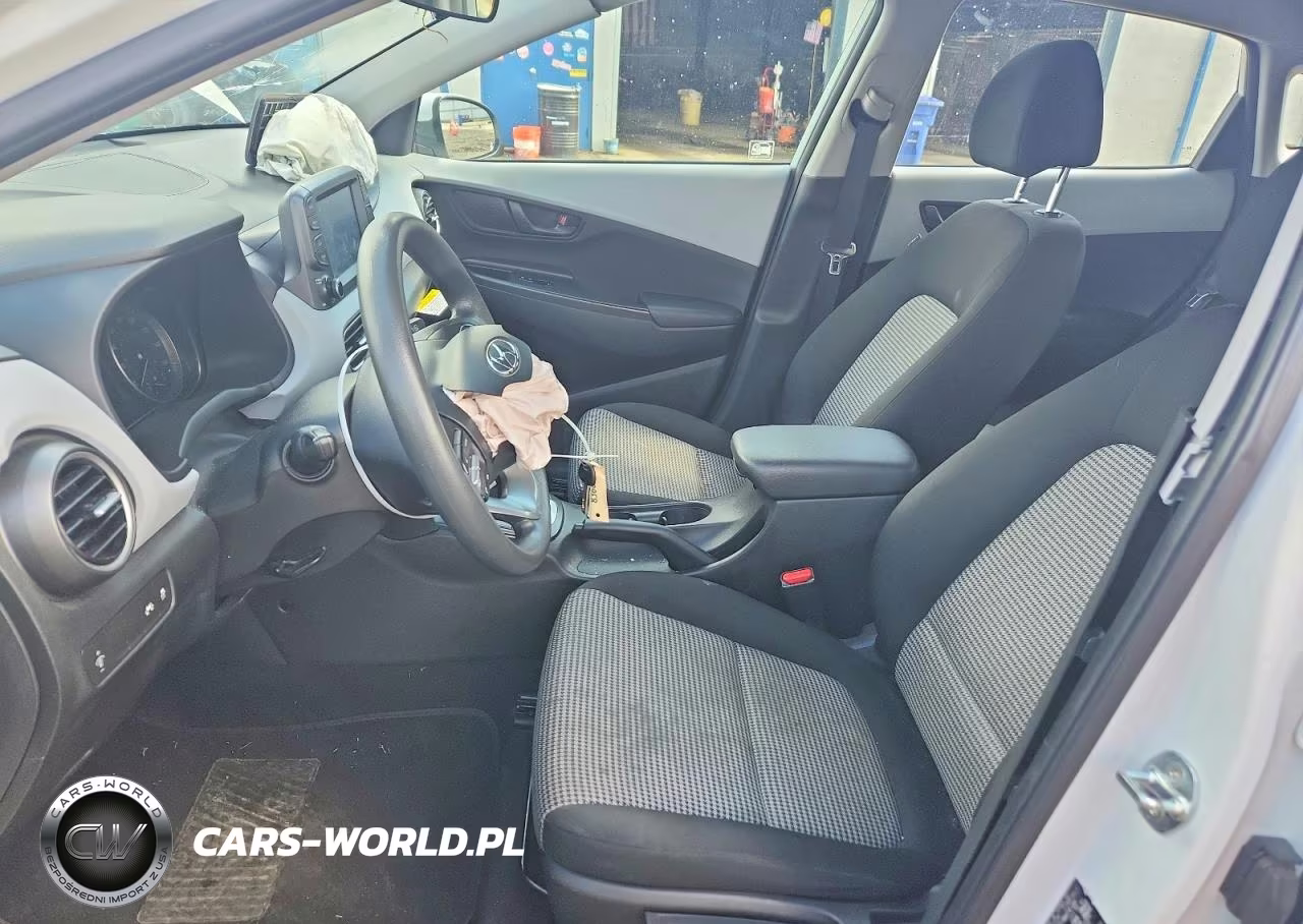 2021 Hyundai Kona Se VIN:KM8K12AA3MU658530 - 7