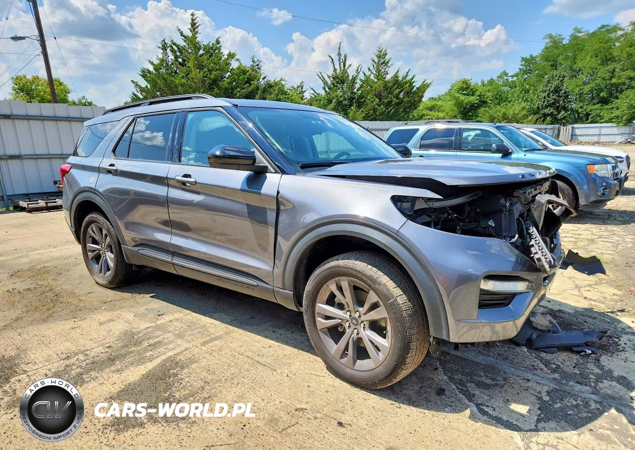 2022 Ford Explorer Xlt VIN:1FMSK8DH2NGB25965 - 4