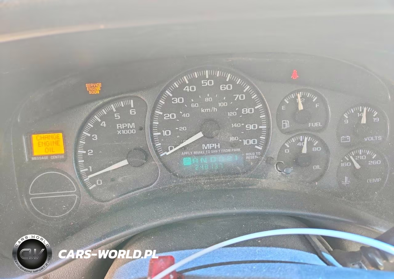2002 Chevrolet Silverado C1500 VIN:2GCEC19W421286565 - 9