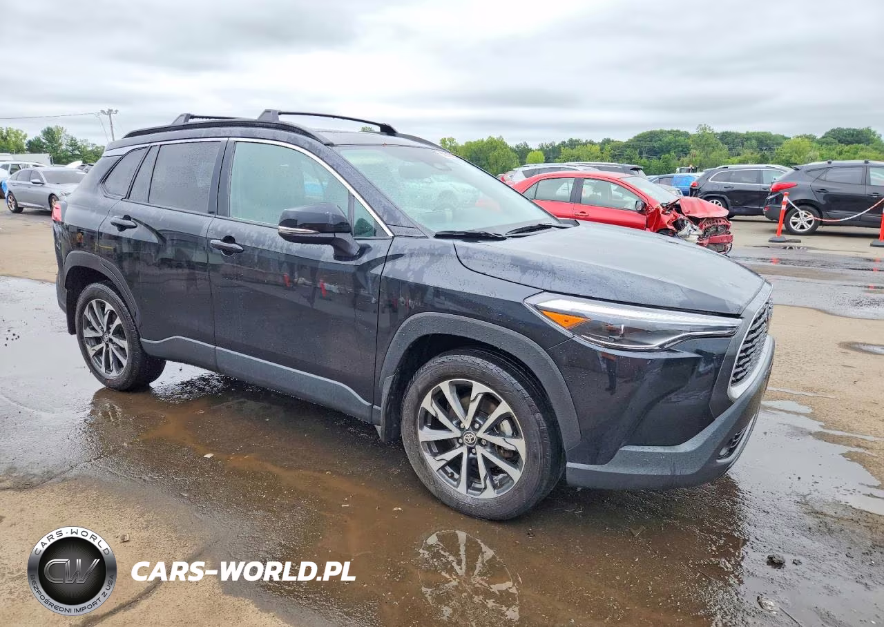 2024 Toyota Corolla Cross Xle VIN:7MUDAABG4RV113433 - 4
