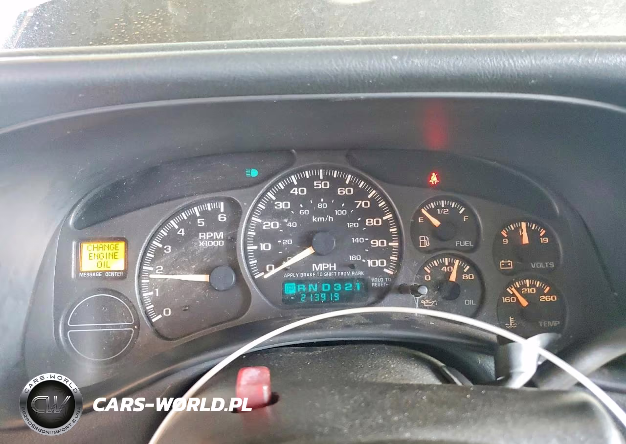 2001 Chevrolet Suburban K1500 VIN:3GNFK16T21G262098 - 9