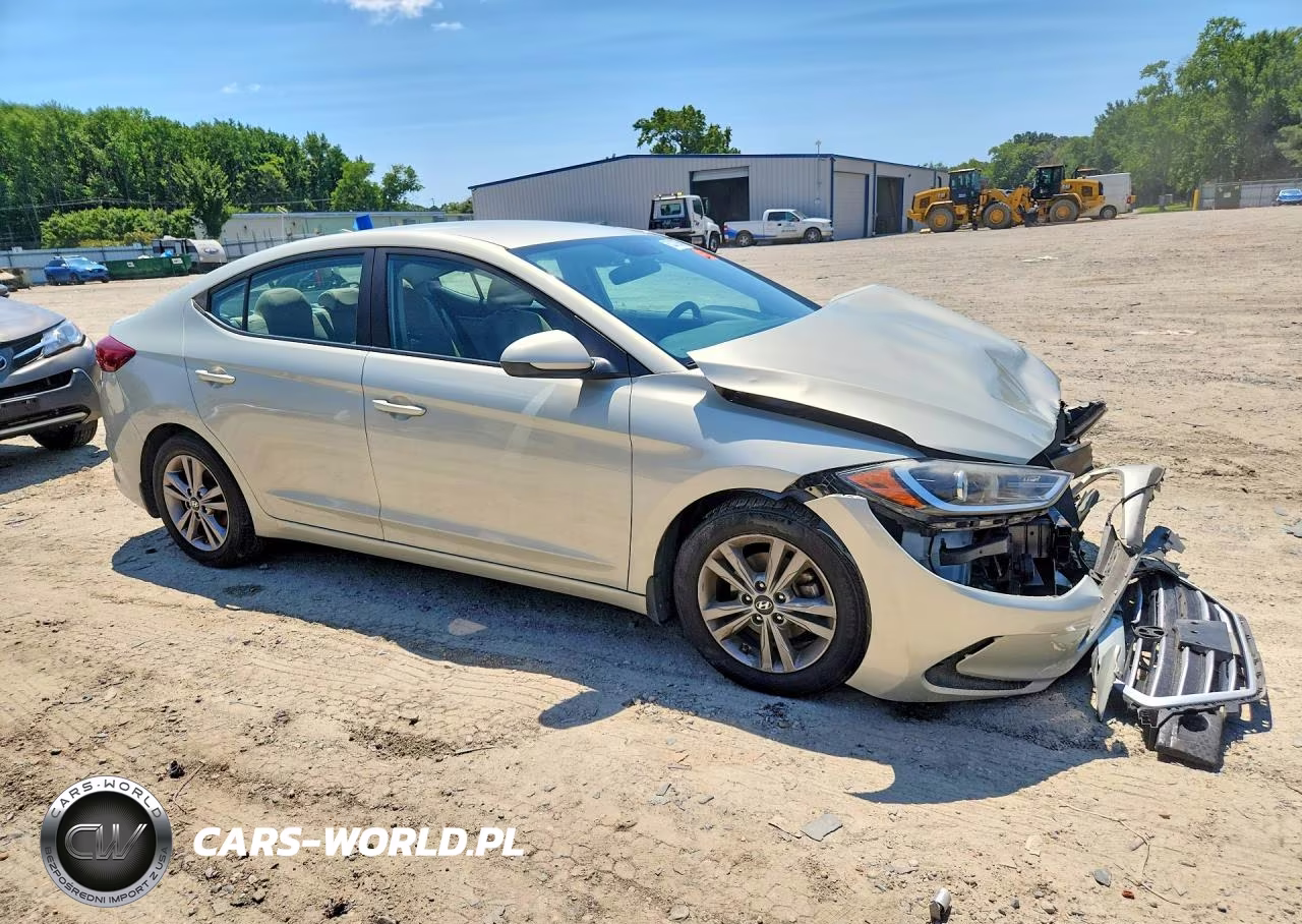 2018 Hyundai Elantra Sel VIN:KMHD84LF5JU471603 - 4