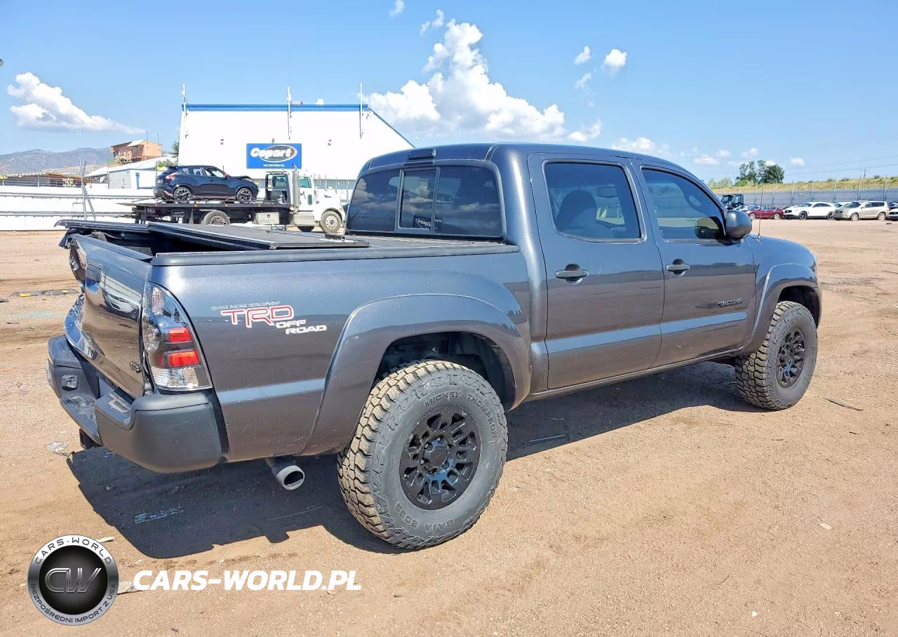 2011 Toyota Tacoma V6 VIN:3TMLU4EN9BM078323 - 3