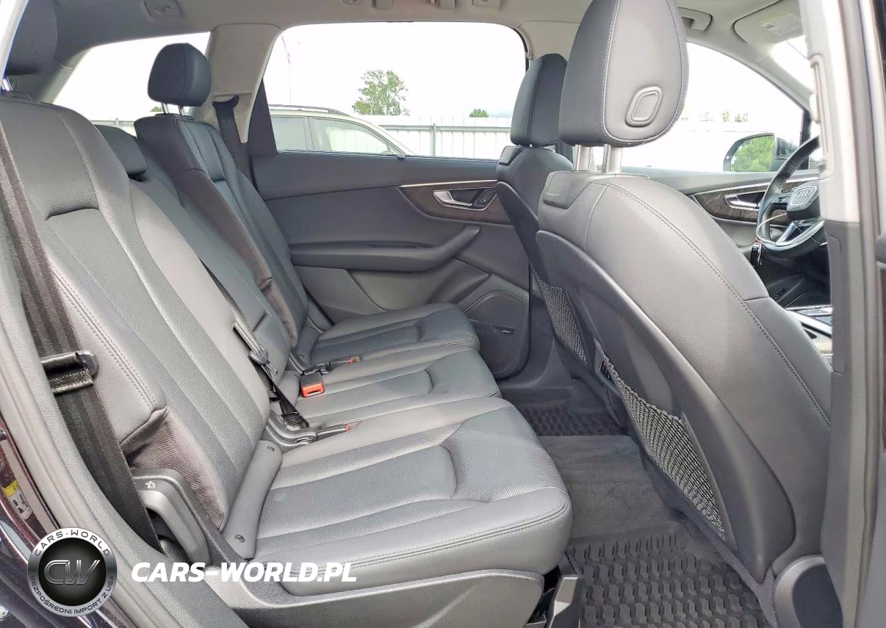 2020 Audi Q7 Premium Plus VIN:WA1LXAF73LD000097 - 11