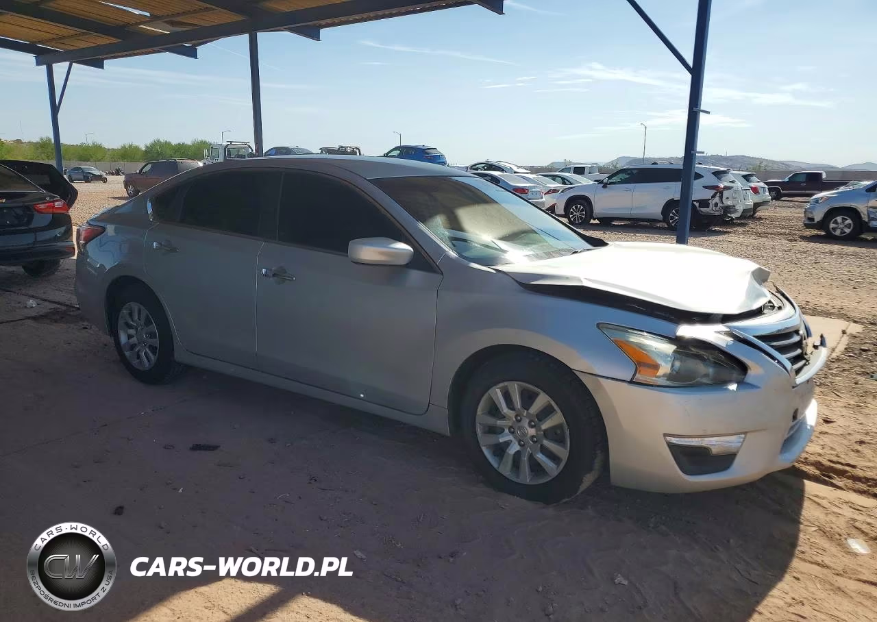 2014 Nissan Altima 2.5 VIN:1N4AL3AP1EC202883 - 4