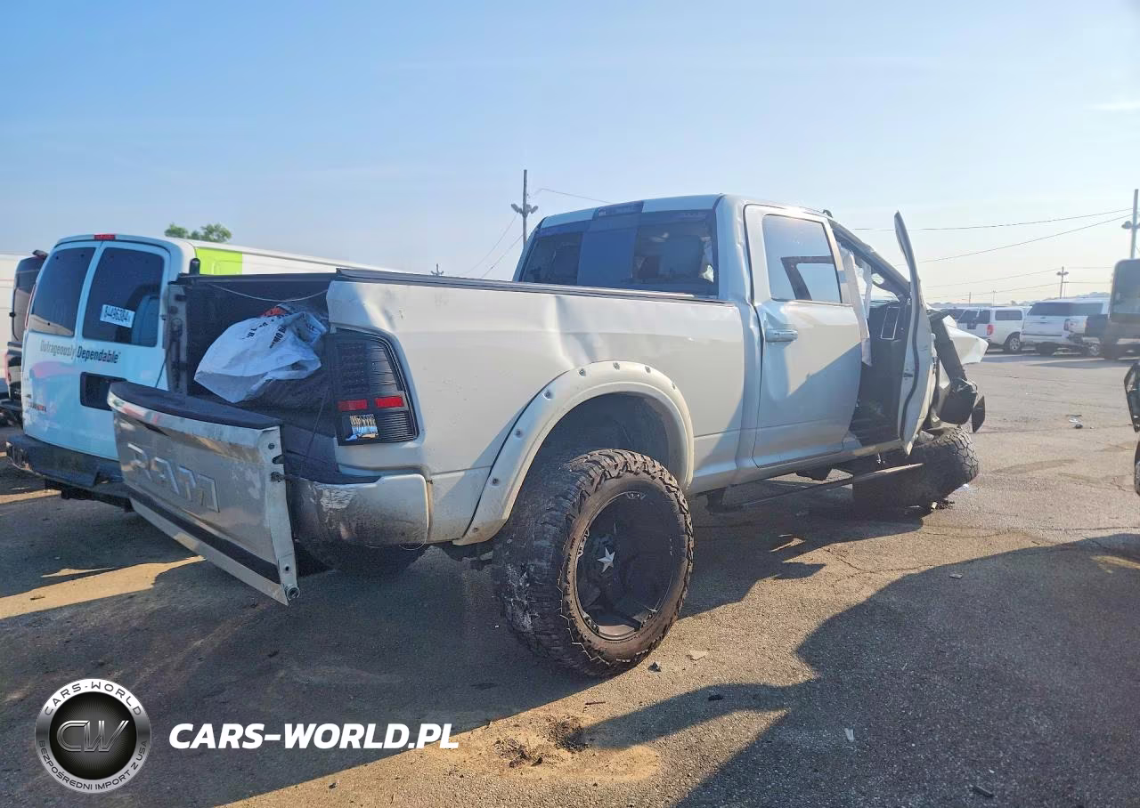 2016 Ram 2500 Laramie VIN:3C6UR5FL0GG248543 - 3