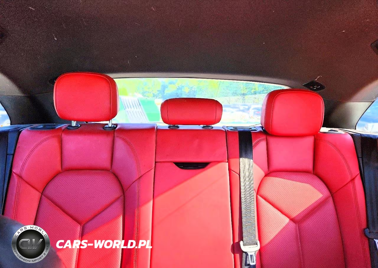 2020 Porsche Macan S VIN:WP1AB2A54LLB37089 - 10