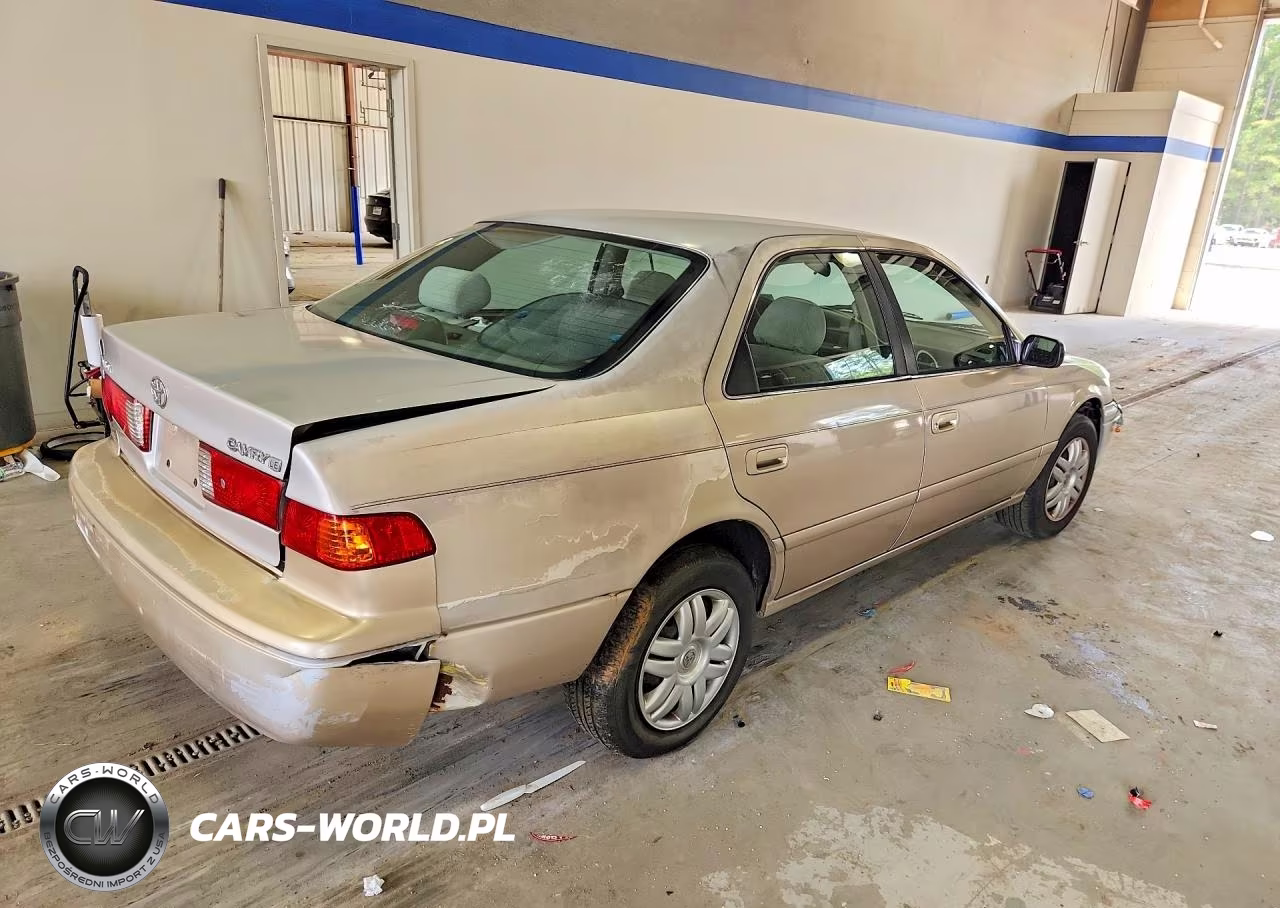 2001 Toyota Camry Le VIN:4T1BG22K11U104291 - 3