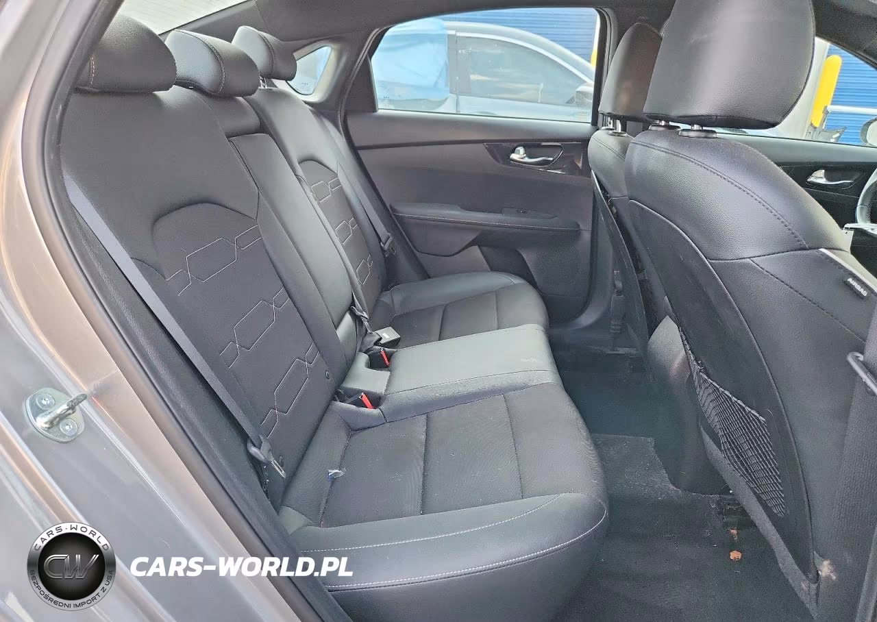 2023 Kia Forte Gt Line VIN:3KPF54AD4PE663237 - 10