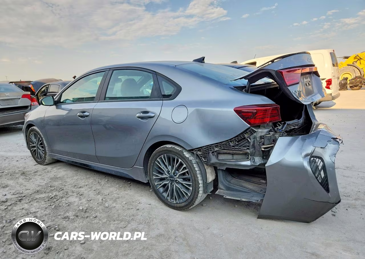 2023 Kia Forte Gt Line VIN:3KPF54AD4PE663237 - 2