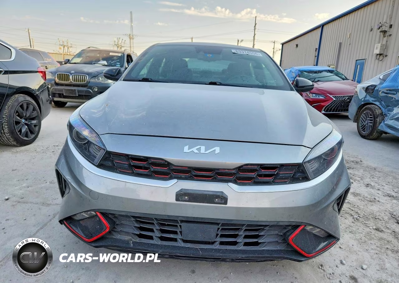 2023 Kia Forte Gt Line VIN:3KPF54AD4PE663237 - 5