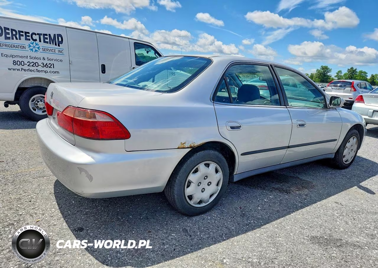 2000 Honda Accord Lx VIN:1HGCG665XYA026109 - 3