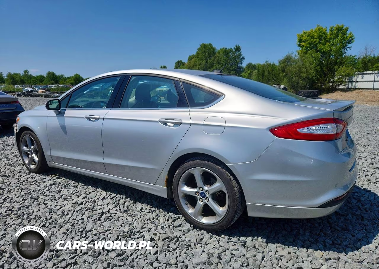 2013 Ford Fusion Se VIN:3FA6P0HR4DR384028 - 2