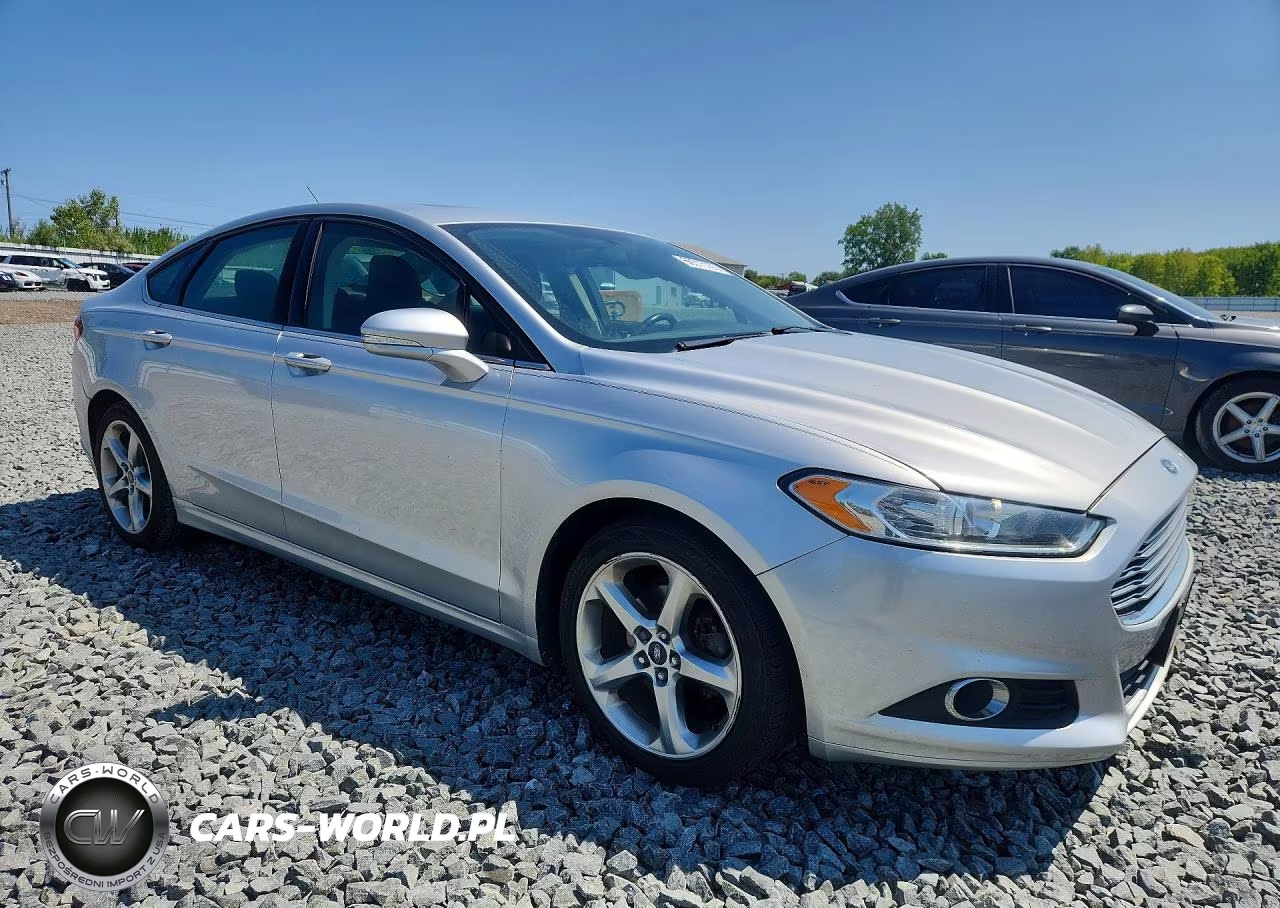 2013 Ford Fusion Se VIN:3FA6P0HR4DR384028 - 4