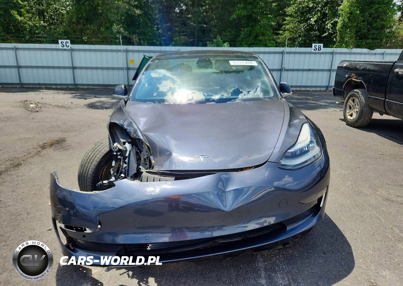 2019 Tesla Model 3 VIN:5YJ3E1EB0KF392898 - 5