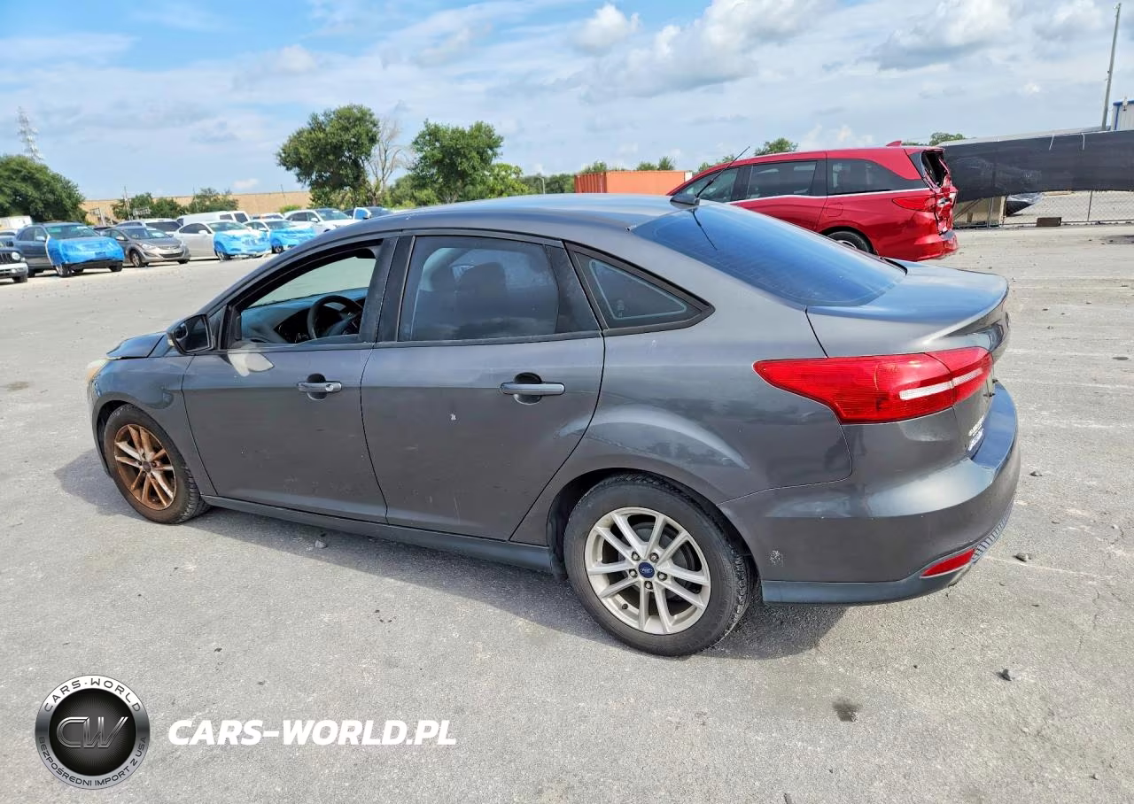 2016 Ford Focus Se VIN:1FADP3F23GL276646 - 2