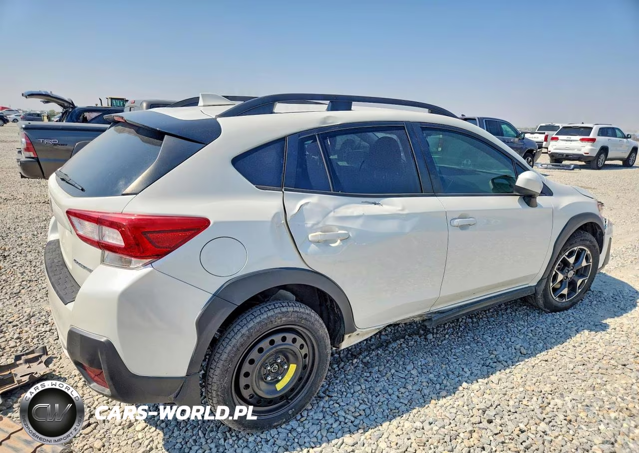 2018 Subaru Crosstrek Premium VIN:JF2GTABC6JH313836 - 3