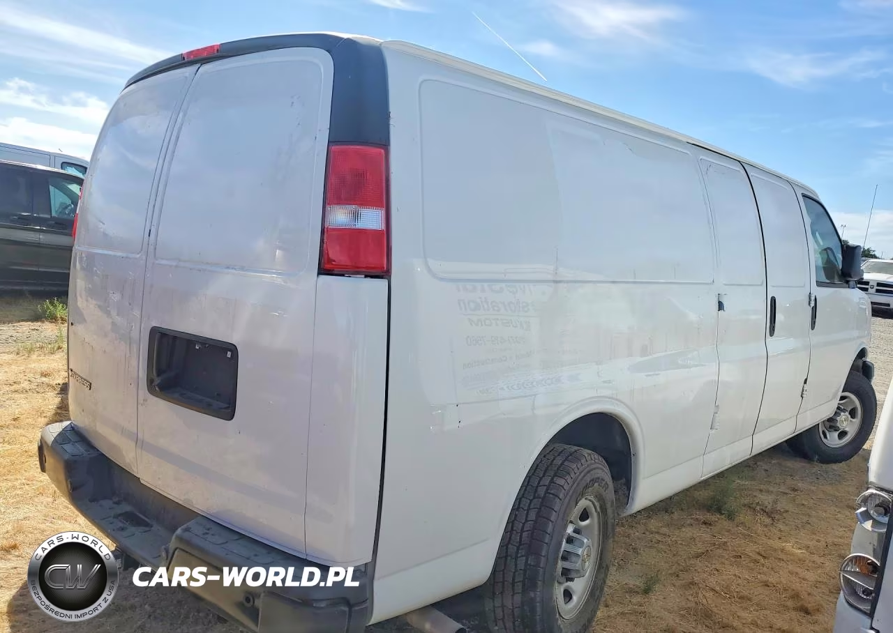 2024 Chevrolet Express G3500 VIN:1GCZGHF78R1201125 - 3