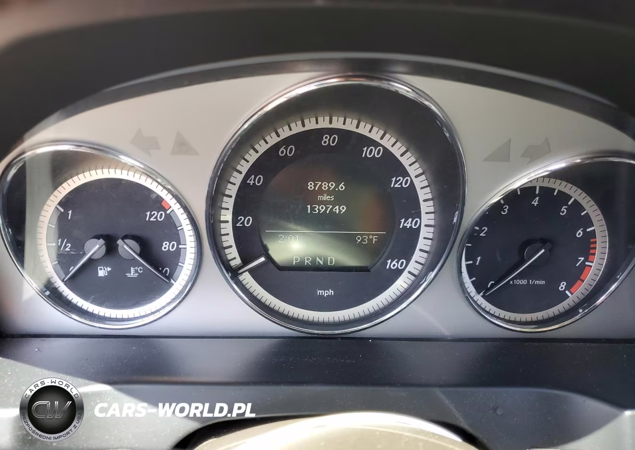 2011 Mercedes-Benz C 300 VIN:WDDGF5EB9BA451452 - 9