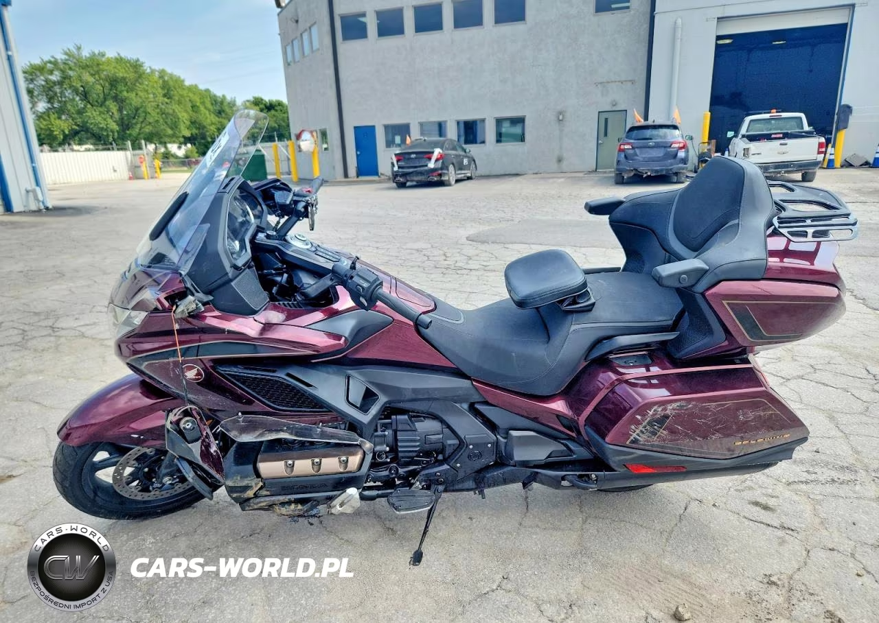 2025 Honda Gl1800 D VIN:JH2SC7958SK701584 - 3