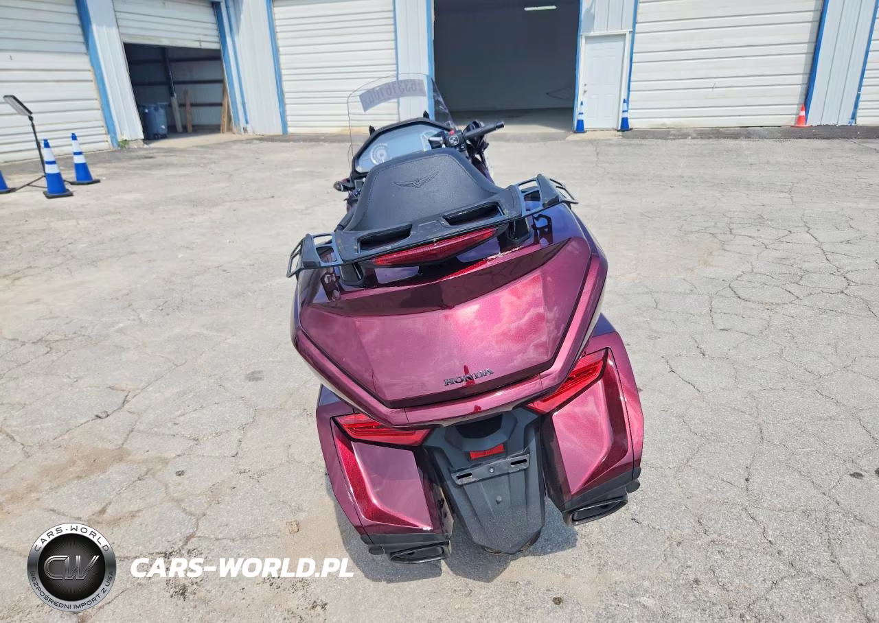 2025 Honda Gl1800 D VIN:JH2SC7958SK701584 - 4