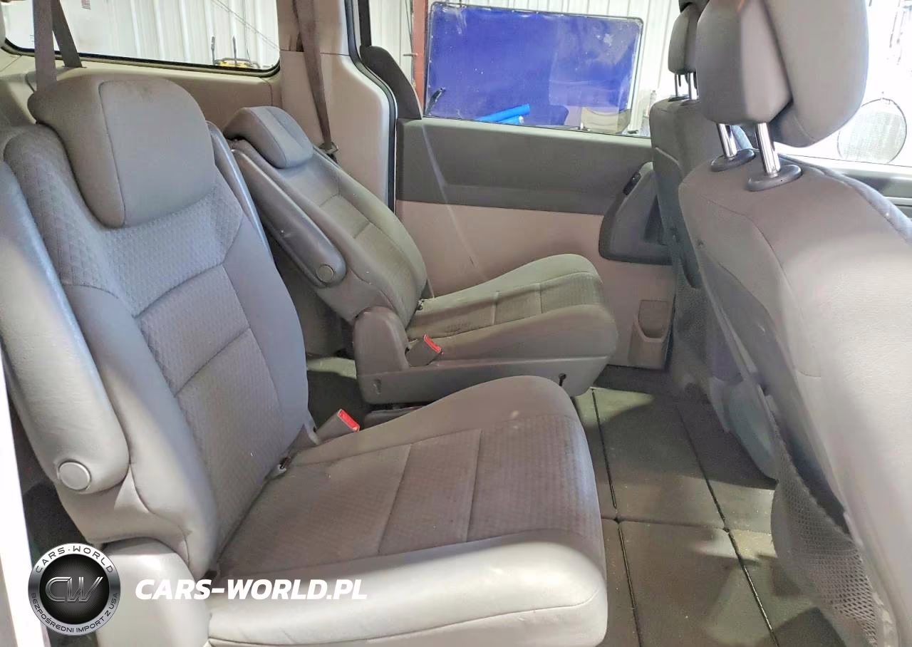 2010 Dodge Grand Caravan Hero VIN:2D4RN3D13AR371614 - 11