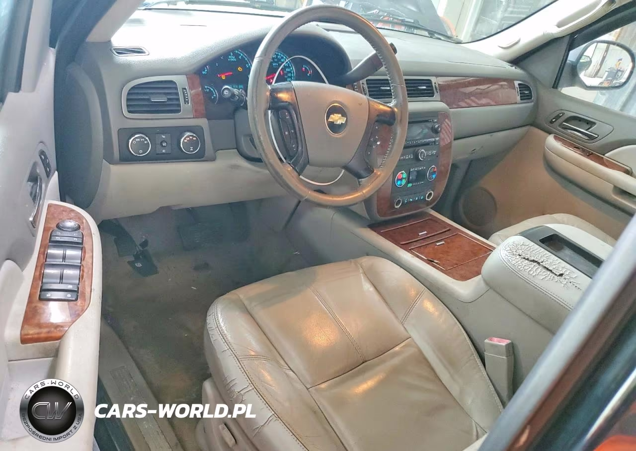 2007 Chevrolet Tahoe K1500 VIN:1GNFK13087J331328 - 8