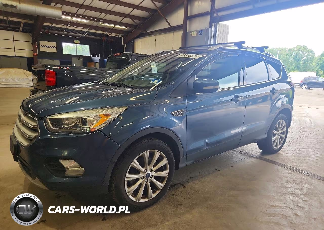 2018 Ford Escape Titanium – zdjęcie 1 z 13