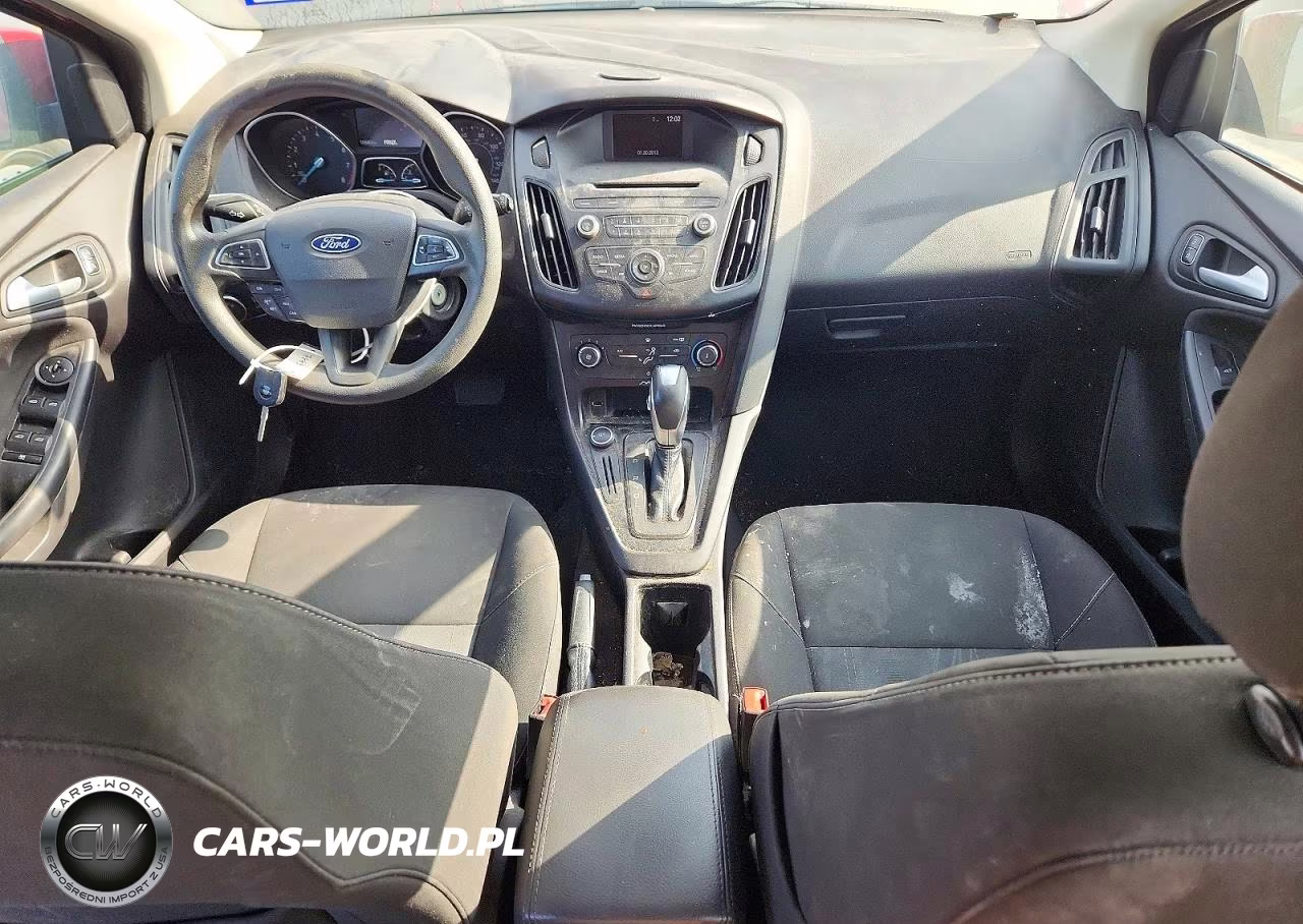 2015 Ford Focus Se VIN:1FADP3K26FL231365 - 8