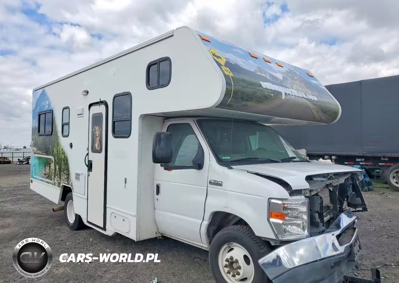 2021 Ford Econoline E350 Super Duty Cutaway Van