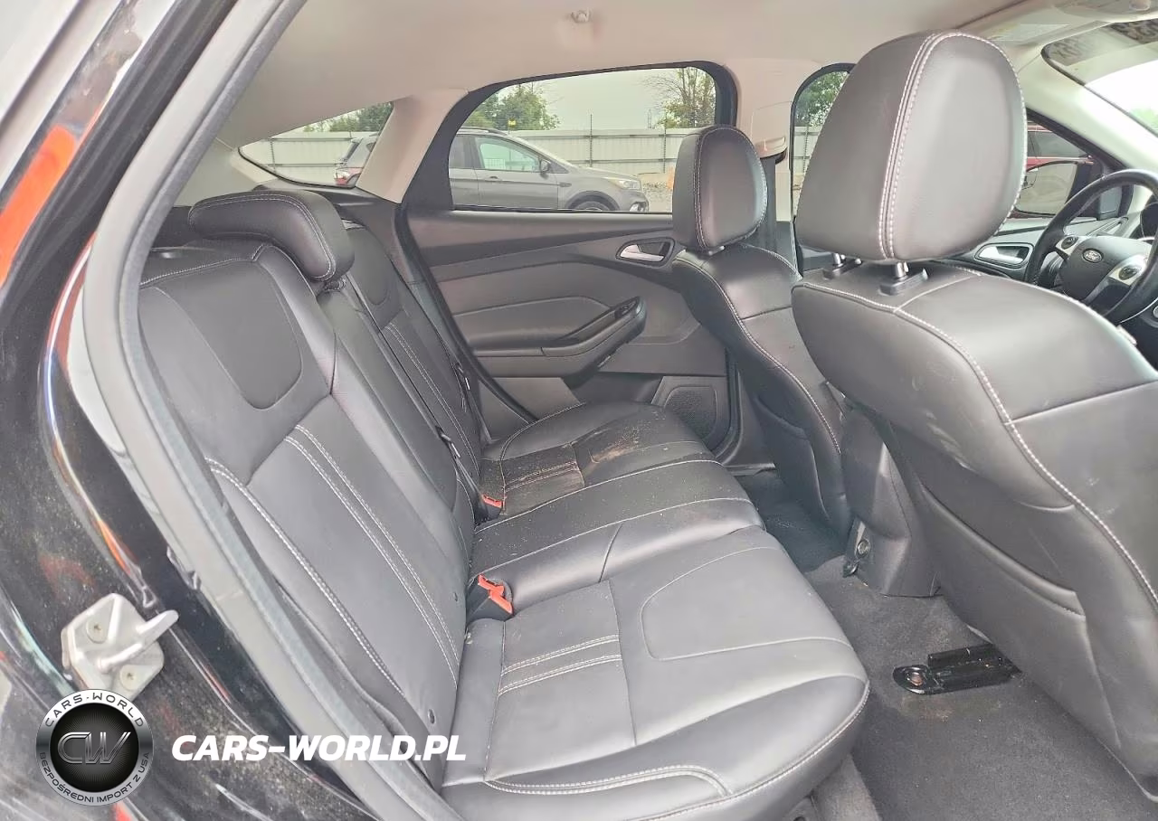 2014 Ford Focus Se VIN:1FADP3K25EL173778 - 10