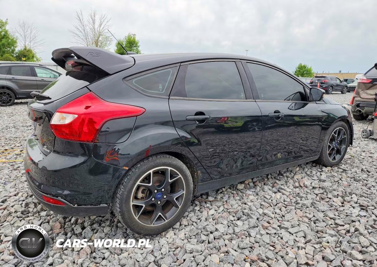 2014 Ford Focus Se VIN:1FADP3K25EL173778 - 3