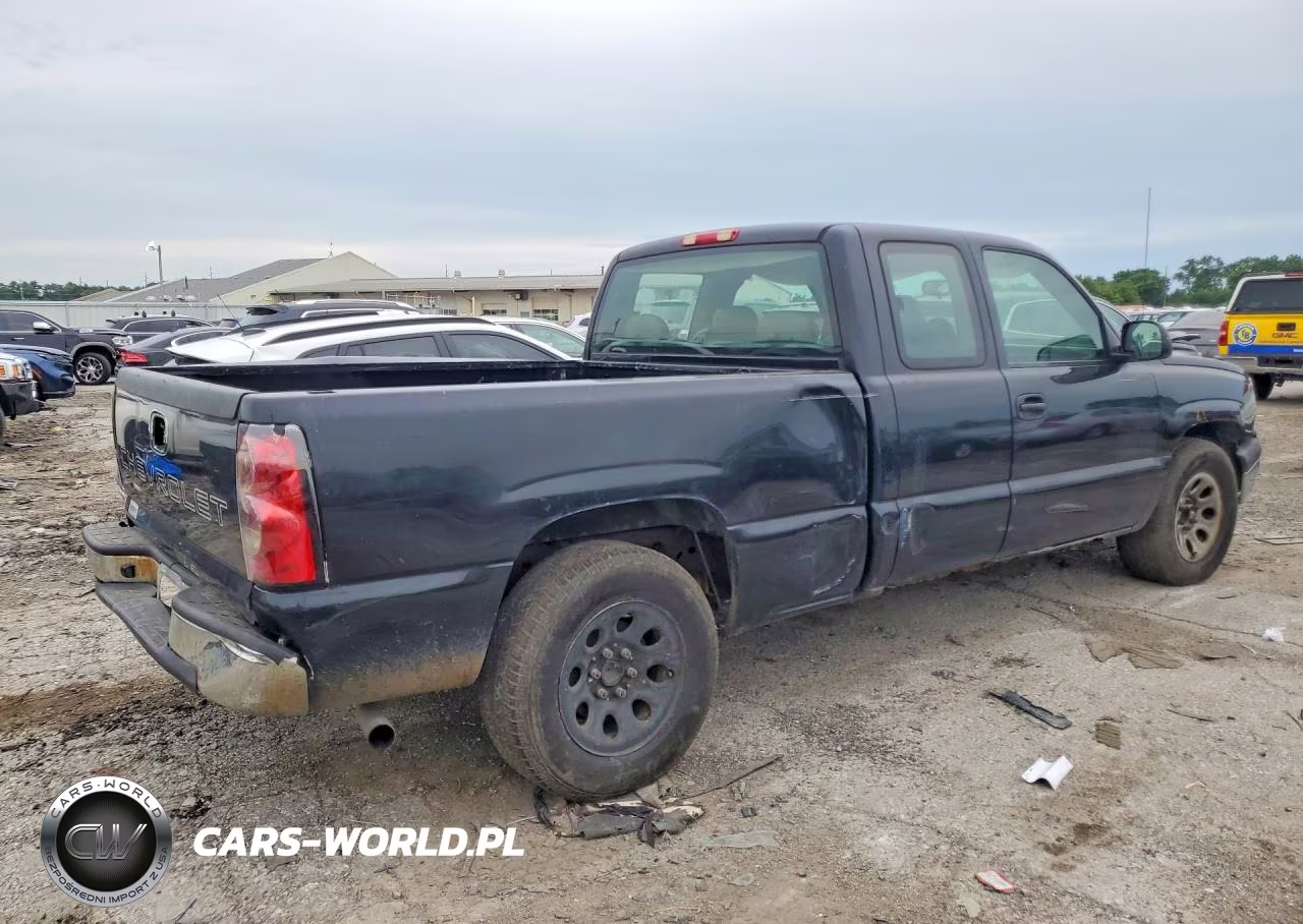 2007 Chevrolet Silverado C1500 Classic VIN:1GCEC19X27Z102179 - 3