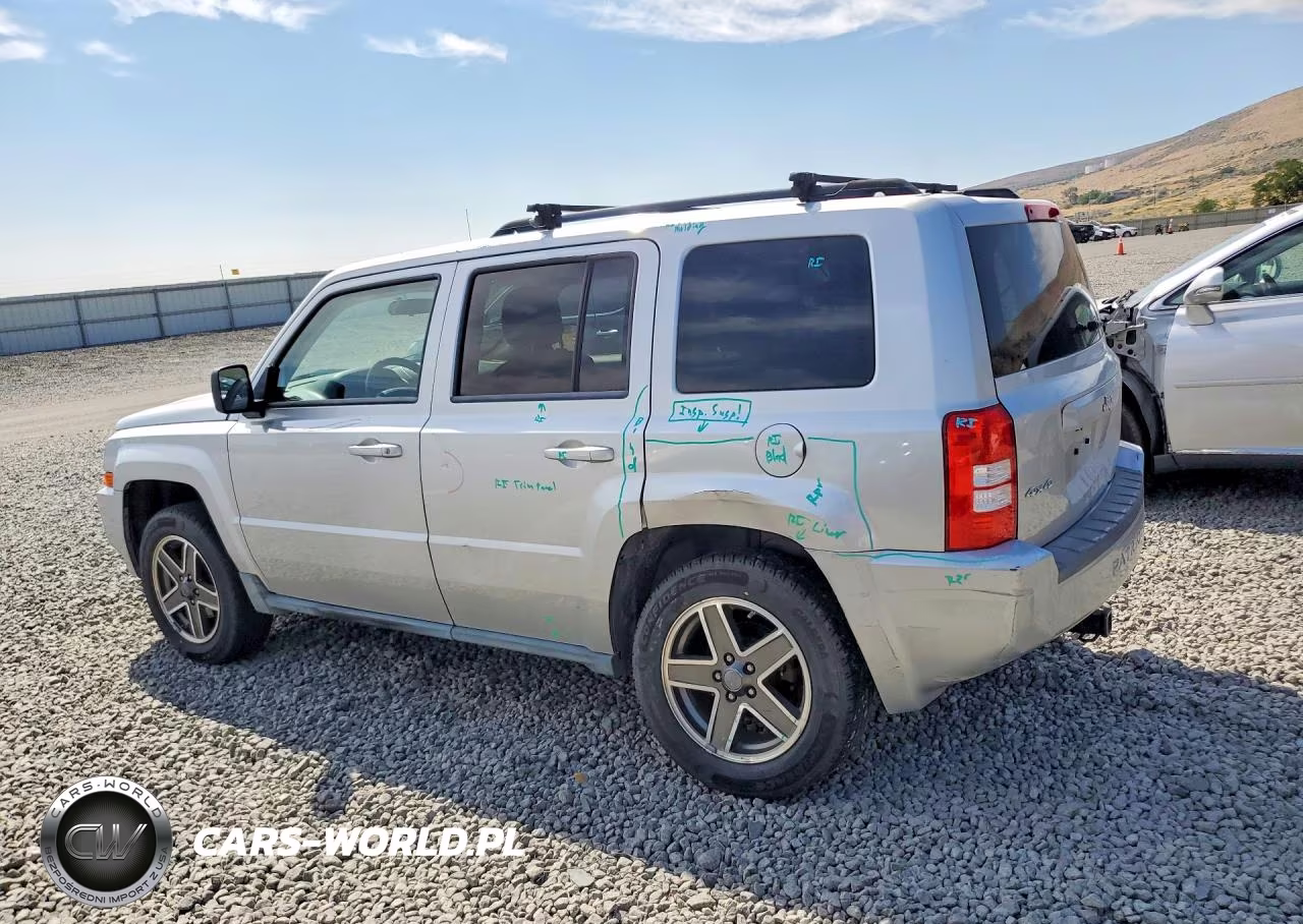 2010 Jeep Patriot Sport VIN:1J4NF2GB6AD528671 - 2