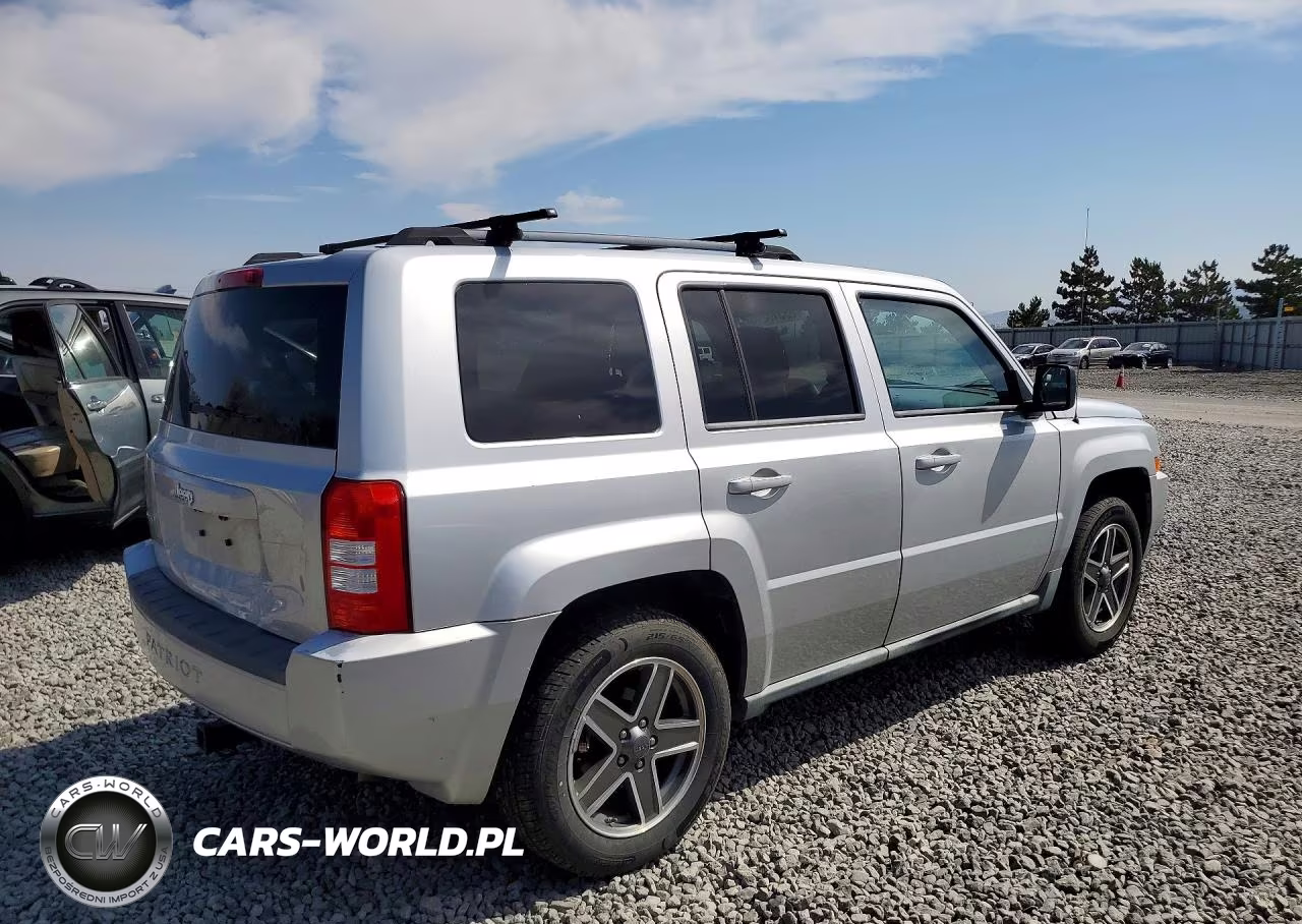 2010 Jeep Patriot Sport VIN:1J4NF2GB6AD528671 - 3
