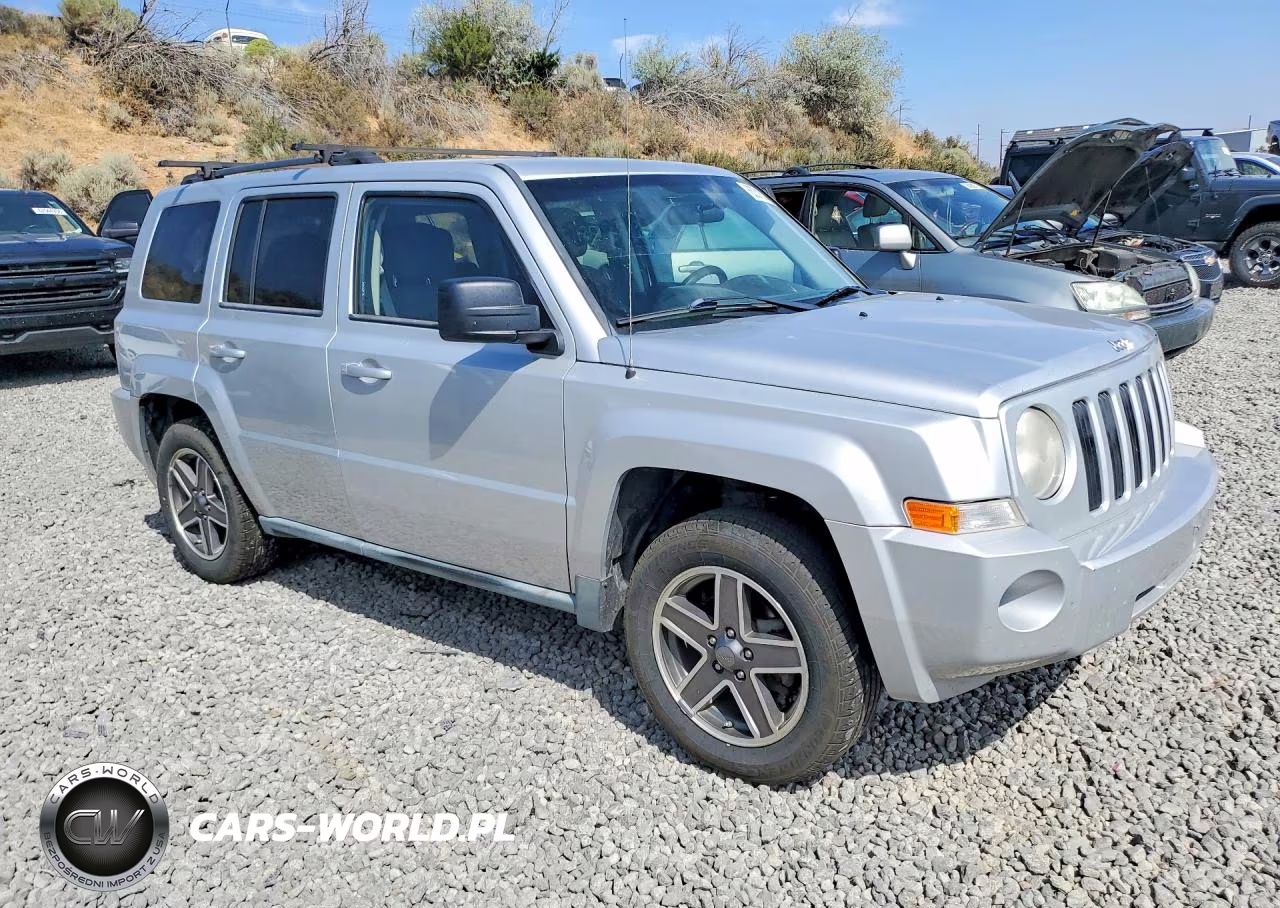 2010 Jeep Patriot Sport VIN:1J4NF2GB6AD528671 - 4