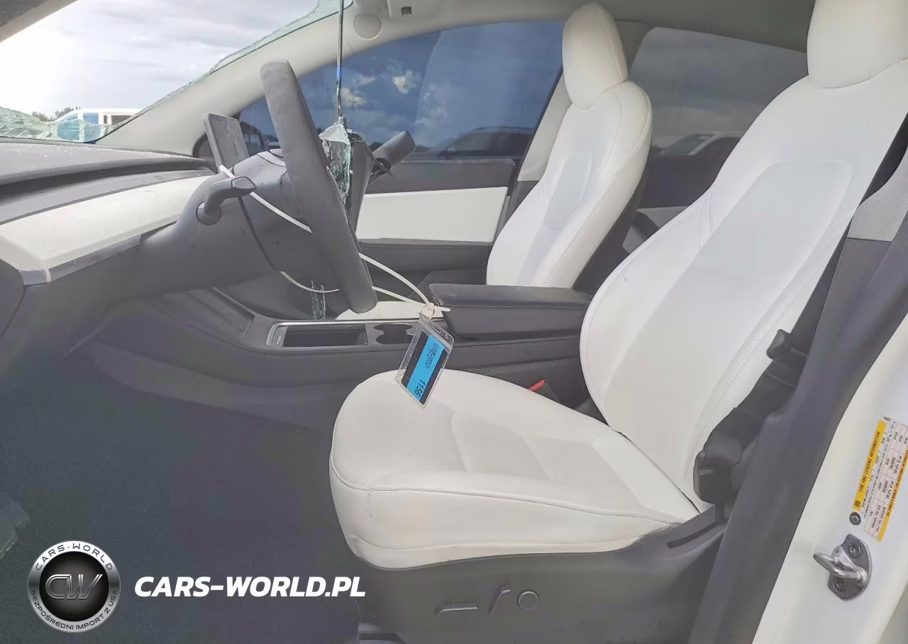 2021 Tesla Model Y VIN:5YJYGAEE8MF284221 - 7