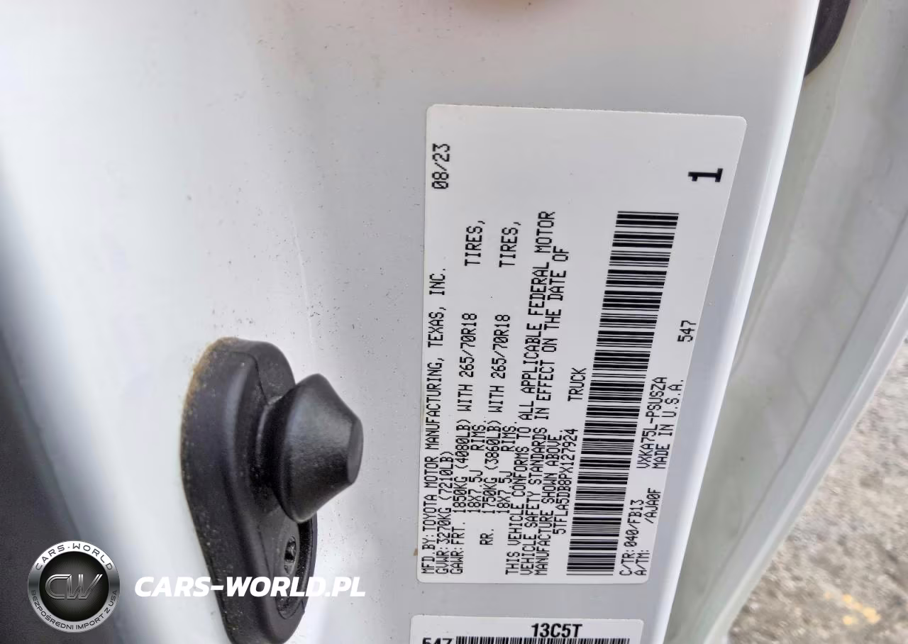 2023 Toyota Tundra Sr5 VIN:5TFLA5DB8PX127924 - 13